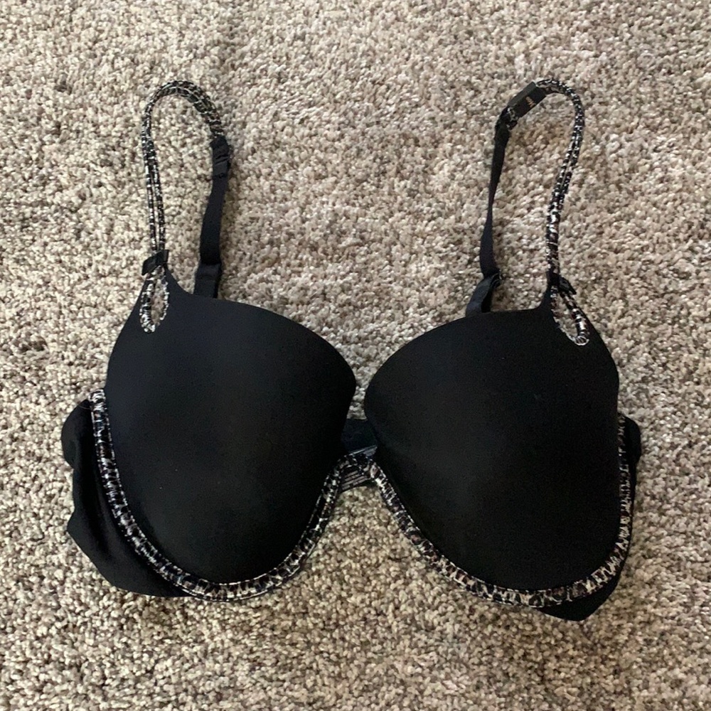 Victoria Secret Sexy little things bra.